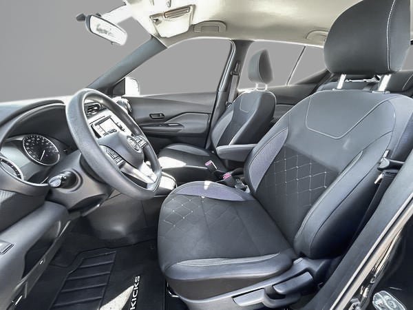 2019 Nissan Kicks S-10