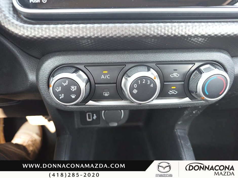 Nissan Kicks SV 2020-15