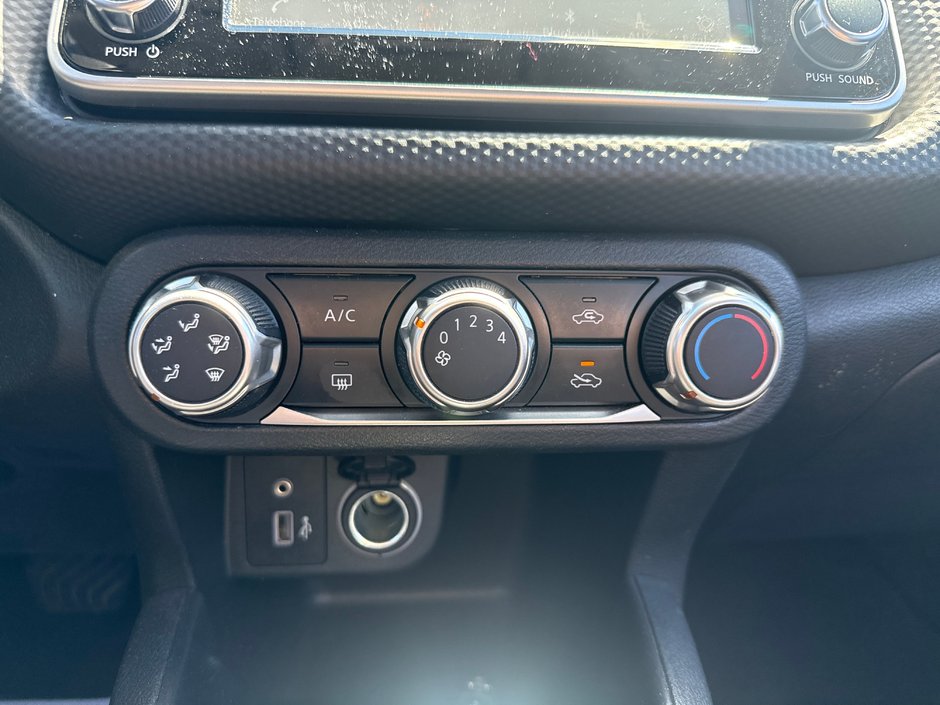 2021 Nissan Kicks S-14