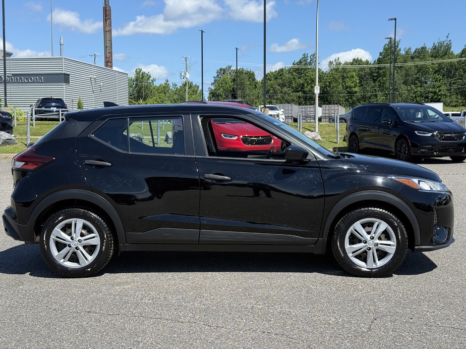 2021 Nissan Kicks S-1
