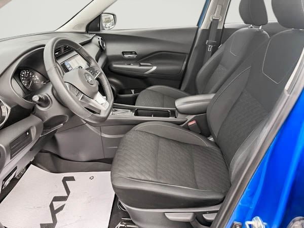 Nissan Kicks SV 2021-12
