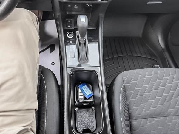 Nissan Kicks SV 2021-21
