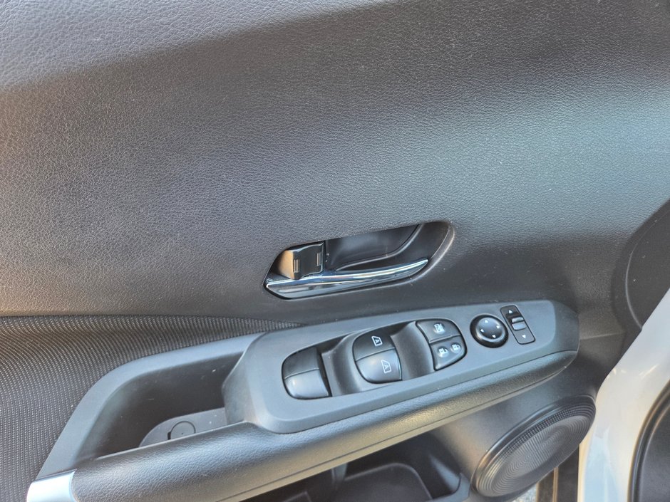 2021 Nissan Kicks SV-9