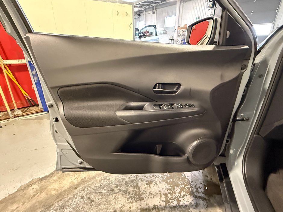 Nissan Kicks S 2021-10