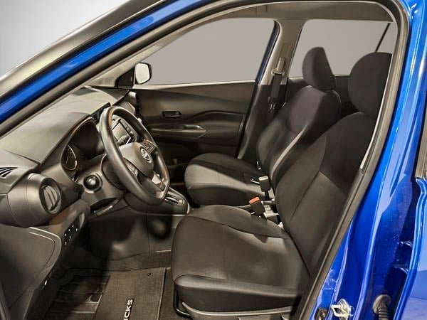 2023 Nissan Kicks S-12