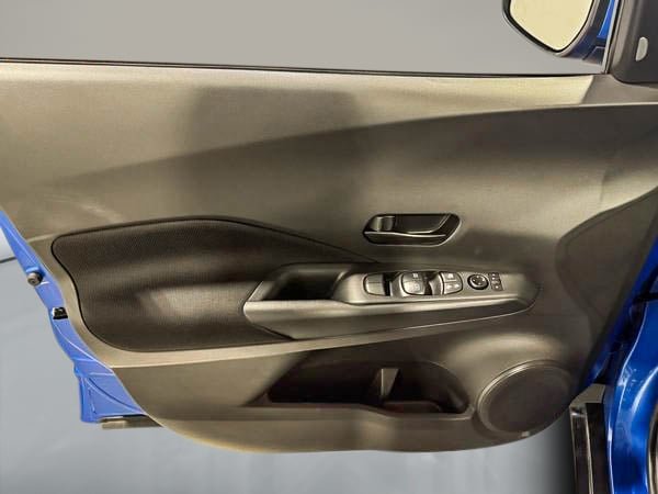 2023 Nissan Kicks S-10