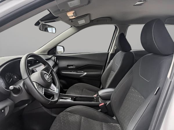 Nissan Kicks SV 2023-8