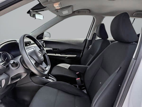 2023 Nissan Kicks S-10