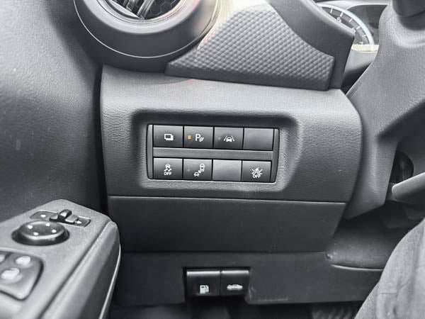 2023 Nissan Kicks S-11