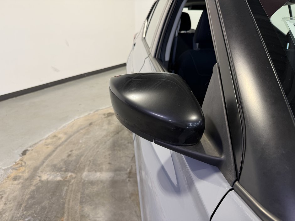 2023 Nissan Kicks SV-8