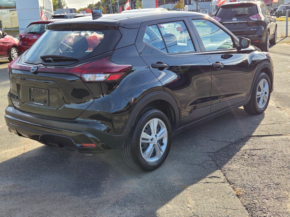 2024 Nissan Kicks S-2