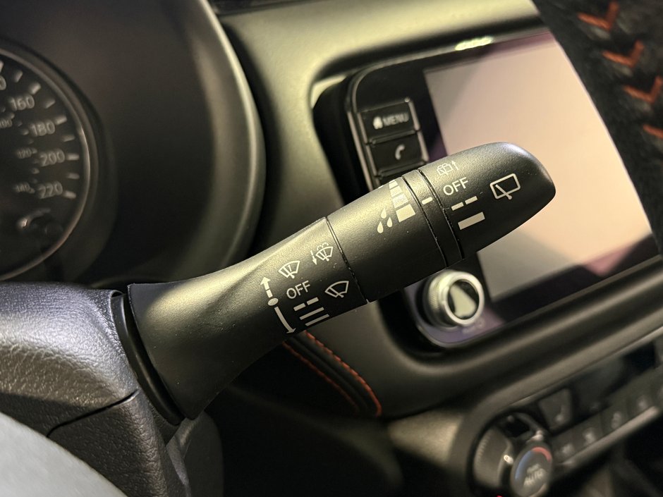 2024 Nissan Kicks SR-18