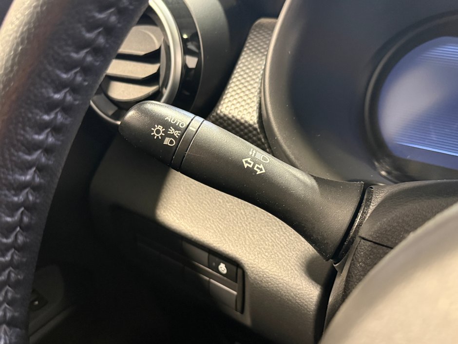 Nissan Kicks SV 2024-17