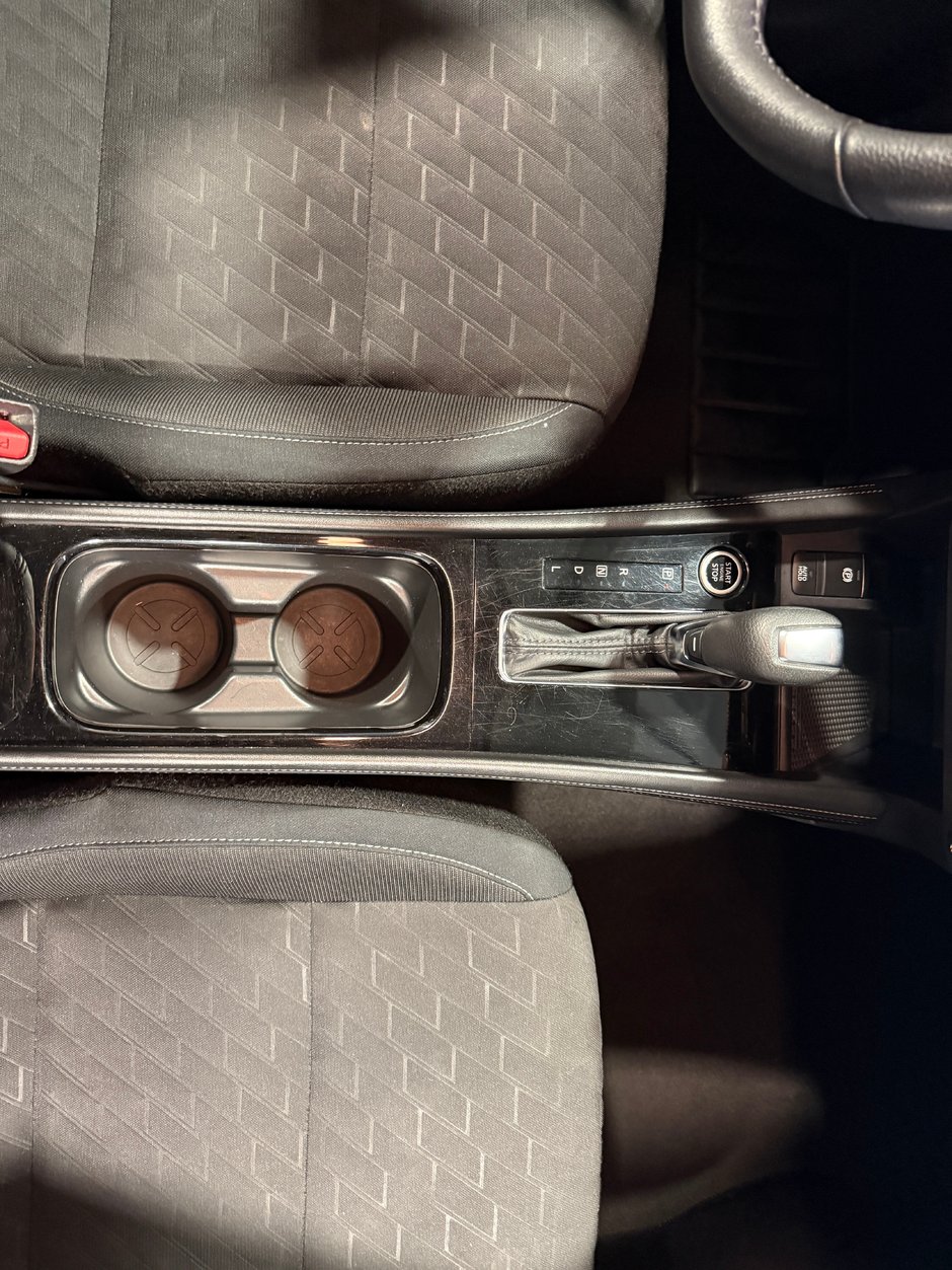 Nissan Kicks SV 2024-23