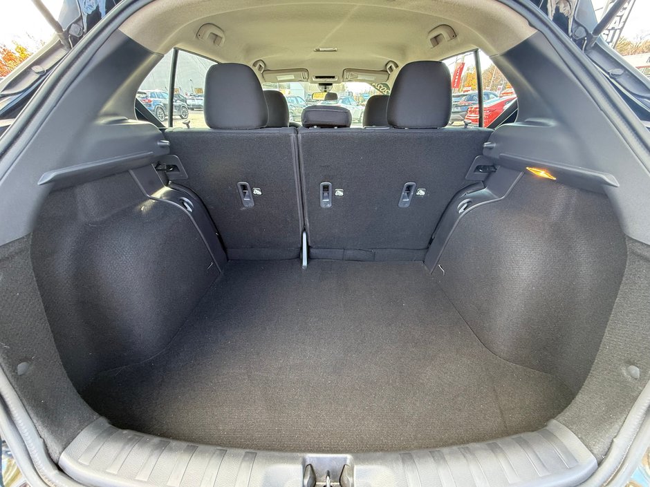 2024 Nissan Kicks SV-16