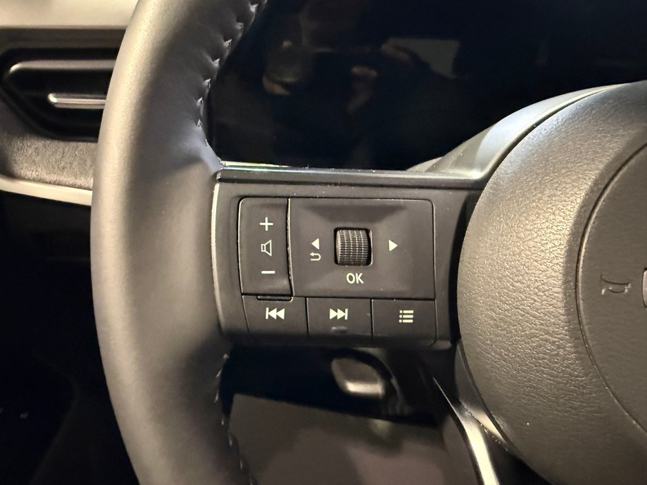 2025 Nissan Kicks SV-13