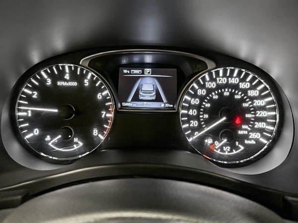 2018 Nissan Pathfinder S-18