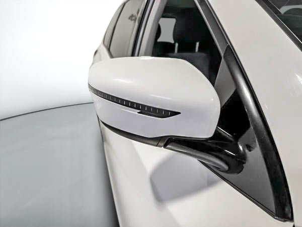 2018 Nissan Pathfinder S-8