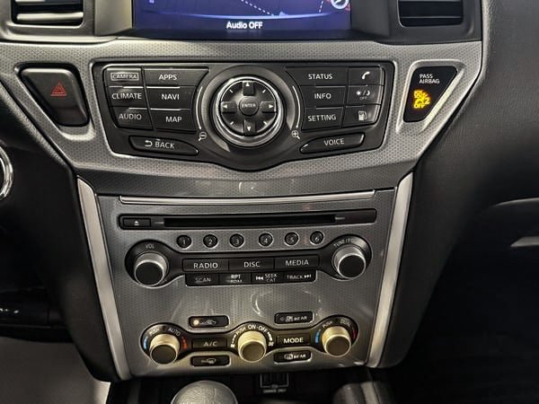 Nissan Pathfinder SL 2018-23