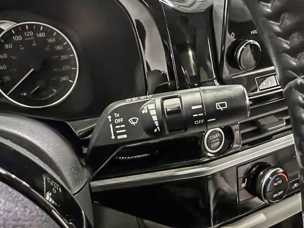 2022 Nissan Pathfinder SL-19