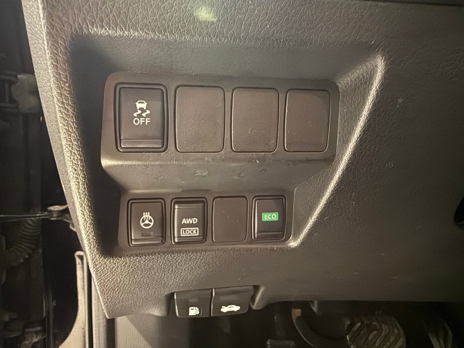 Nissan Qashqai SV 2017-15