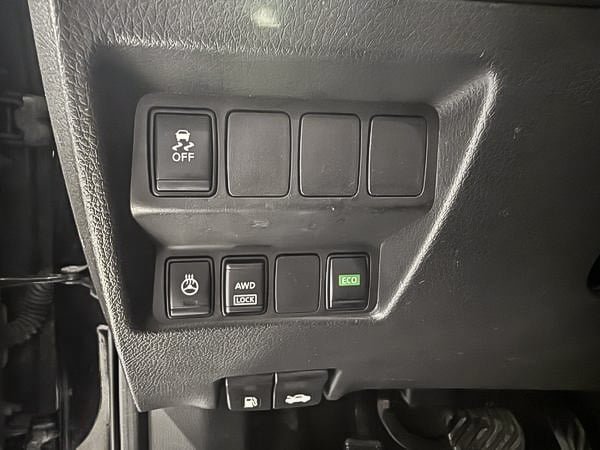 2017 Nissan Qashqai SV-15
