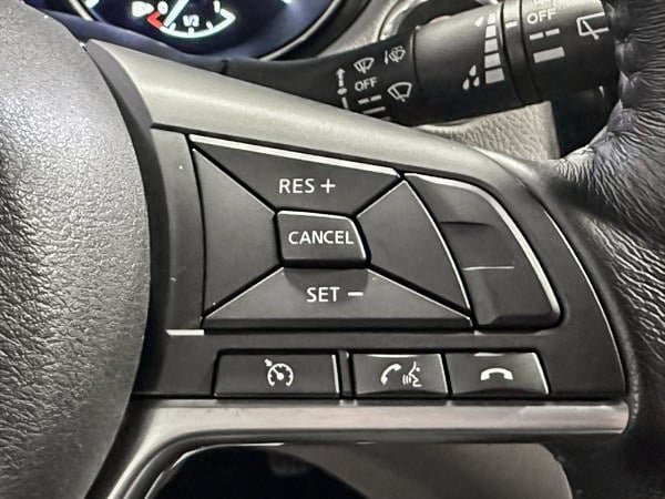 2018 Nissan Qashqai SV-16