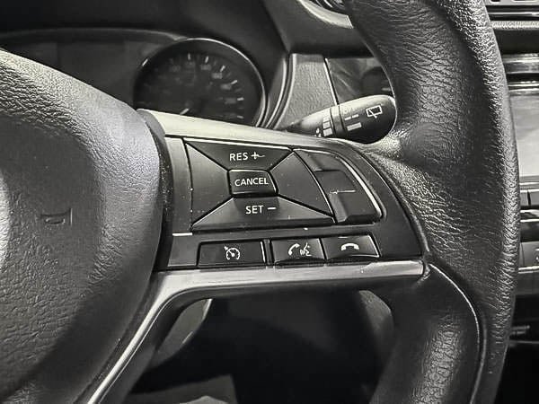 2018 Nissan Qashqai S-16