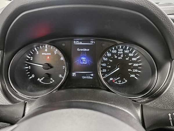 2018 Nissan Qashqai S-19