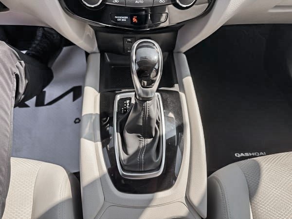 2018 Nissan Qashqai SV FWD-21