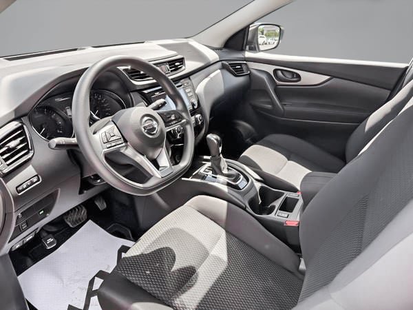 Nissan Qashqai SV AWD 2018-16