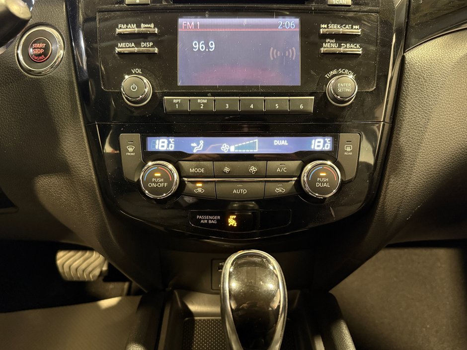 Nissan Qashqai SV 2018-22