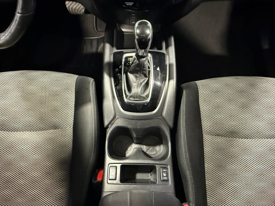 Nissan Qashqai SV 2018-24