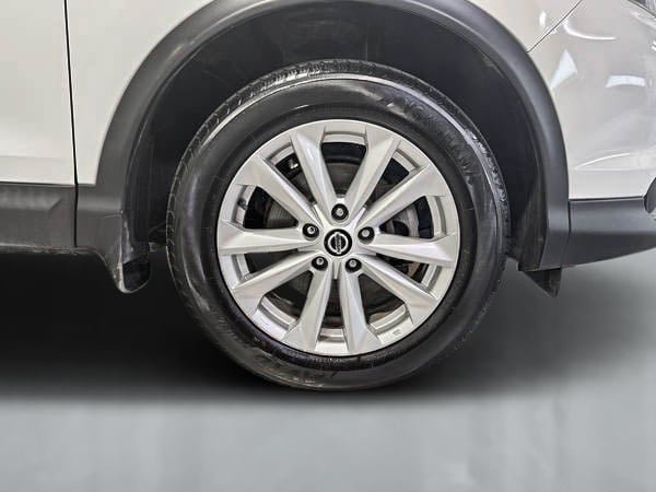 2019 Nissan Qashqai S-9
