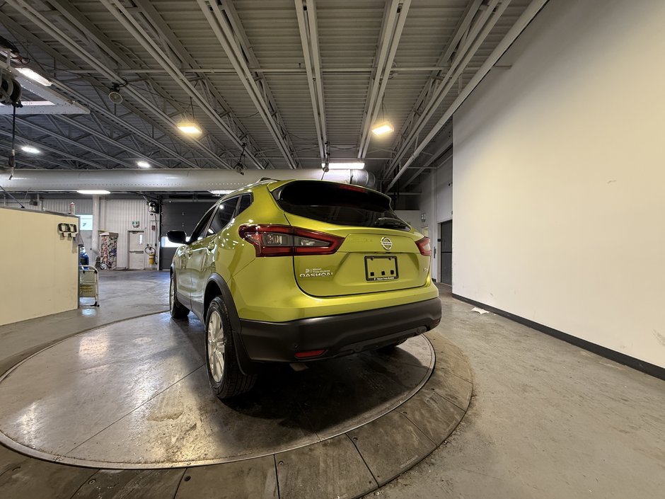 Nissan Qashqai SV 2020-4