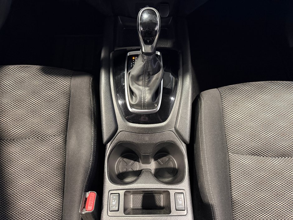 Nissan Qashqai SV 2020-24