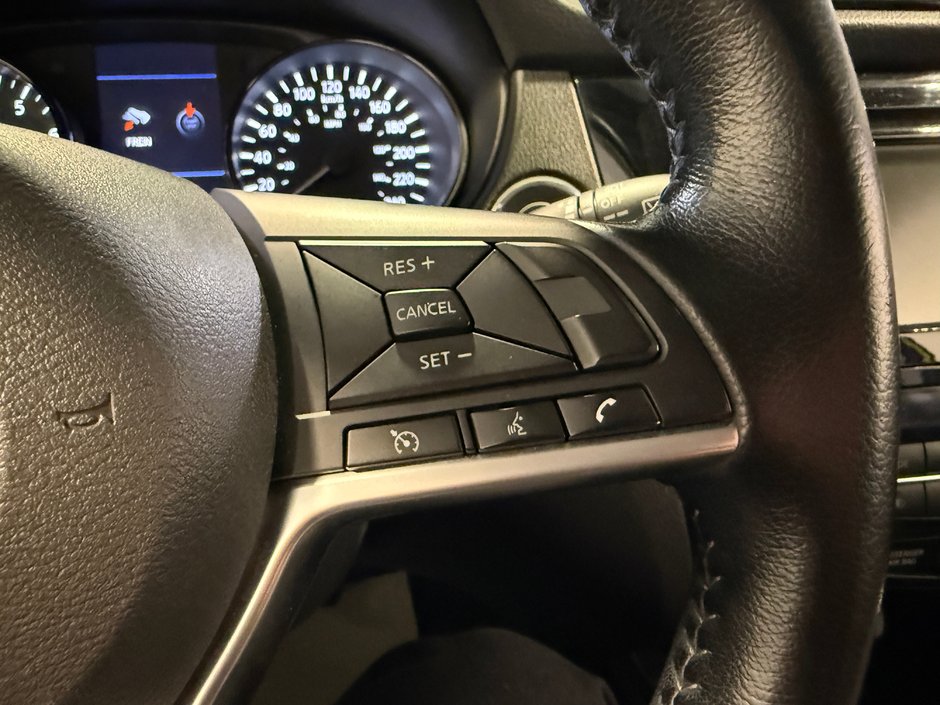 Nissan Qashqai SV 2020-17