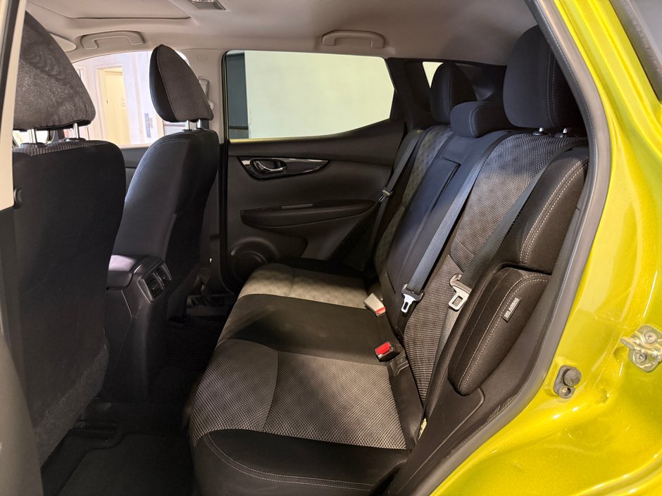 Nissan Qashqai SV 2020-25