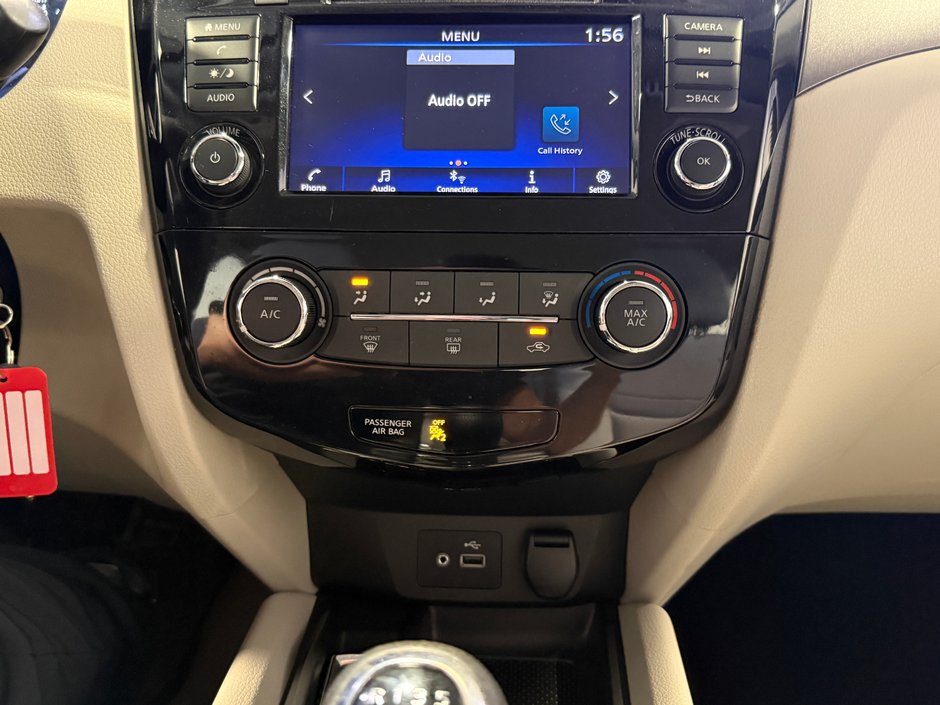 Nissan Qashqai SV 2020-21