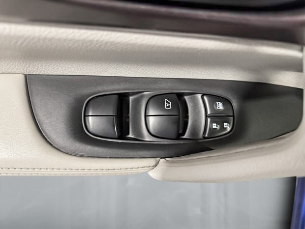 2020 Nissan Qashqai SV-11