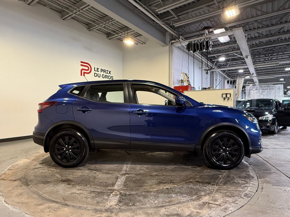 Nissan Qashqai SV 2020-1