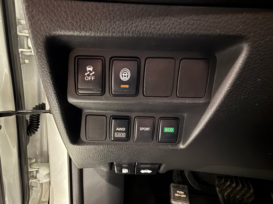 2021 Nissan Qashqai S-12