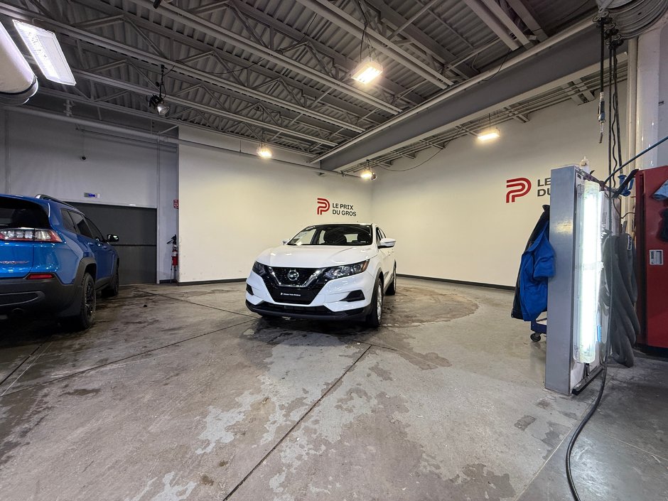 2021 Nissan Qashqai S-6