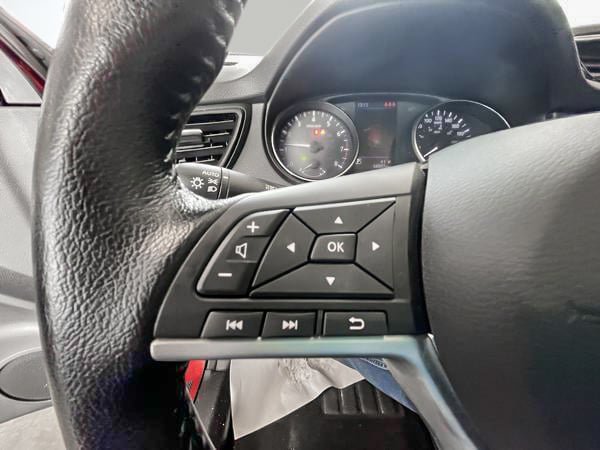 2022 Nissan Qashqai SV-11