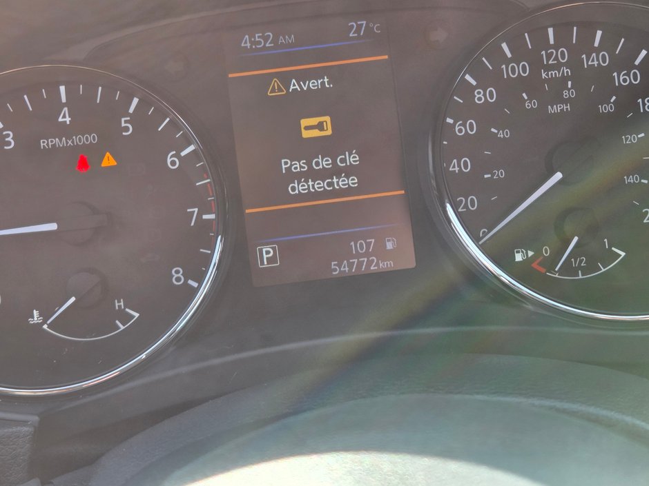 Nissan Qashqai SV 2022-13