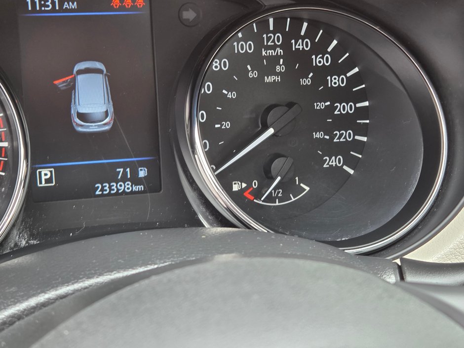 Nissan Qashqai SV 2023-12