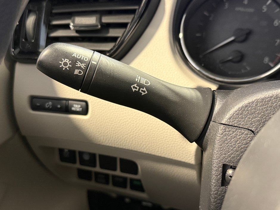2023 Nissan Qashqai S-17