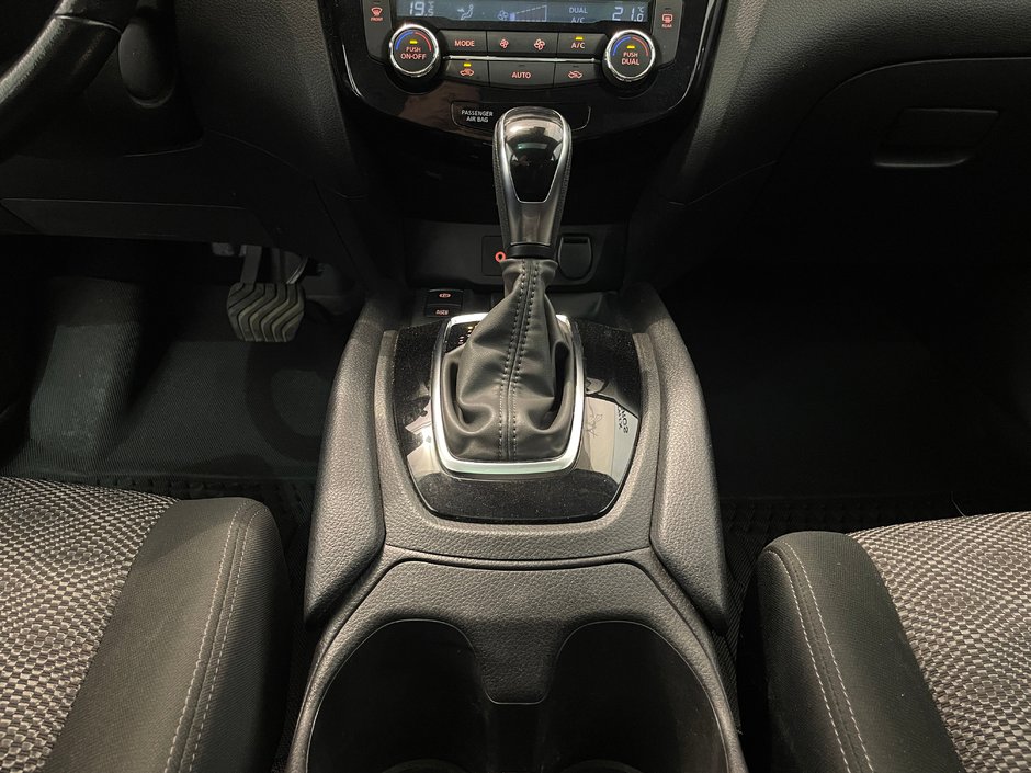 2023 Nissan Qashqai SV AWD-21