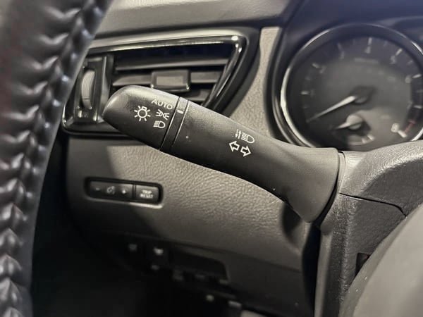 2023 Nissan Qashqai SV-18