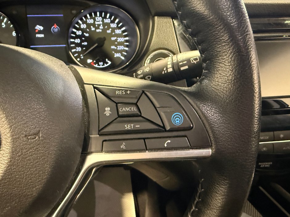 2023 Nissan Qashqai SV-17